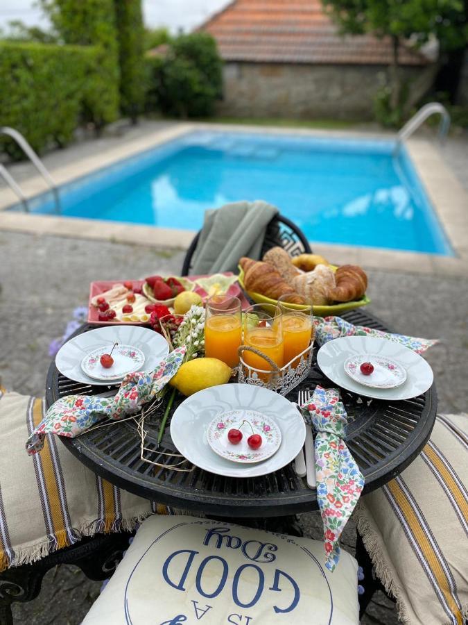 Pequena Casa Rustica Com Piscina Villa Penafiel Dış mekan fotoğraf