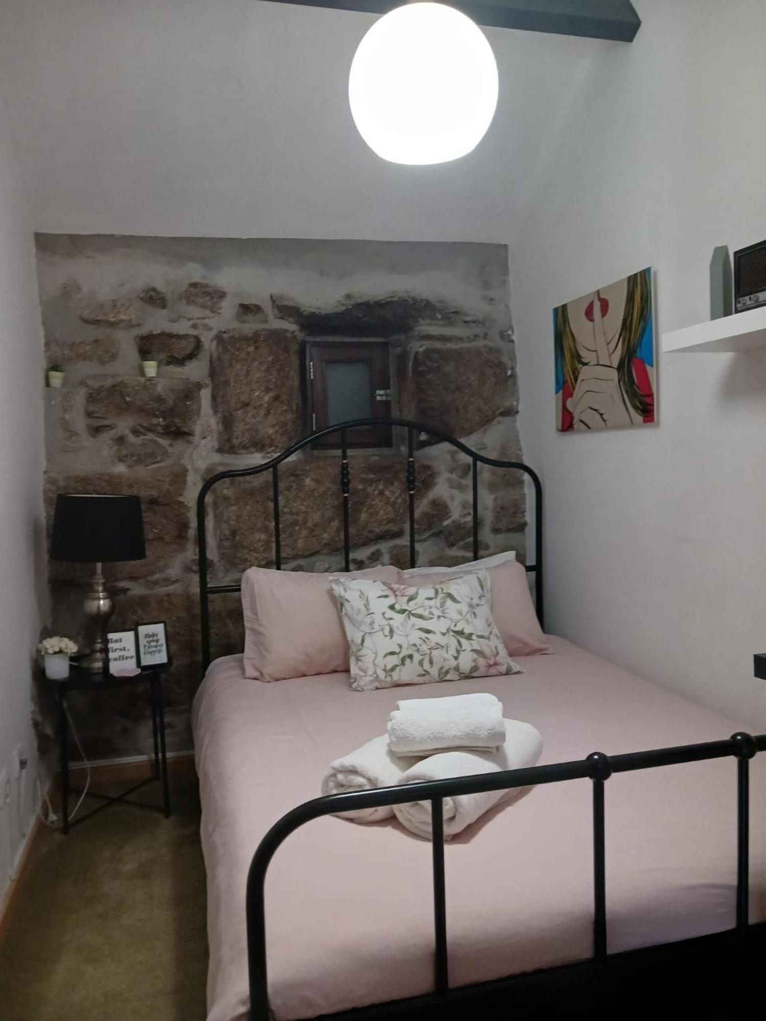 Pequena Casa Rustica Com Piscina Villa Penafiel Dış mekan fotoğraf
